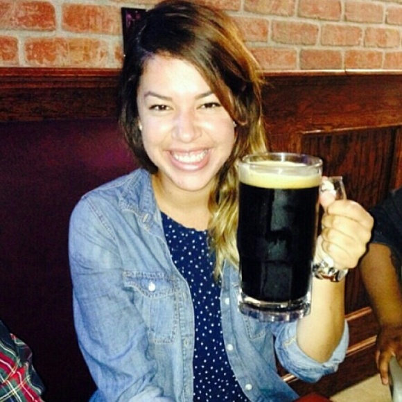 Meet your Posher, Cristina