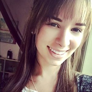 Meet your Posher, Jillian