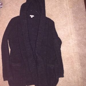Black cardigan !