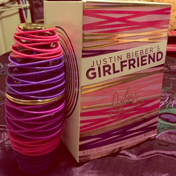 Justin Bieber's Girlfriend Perfume