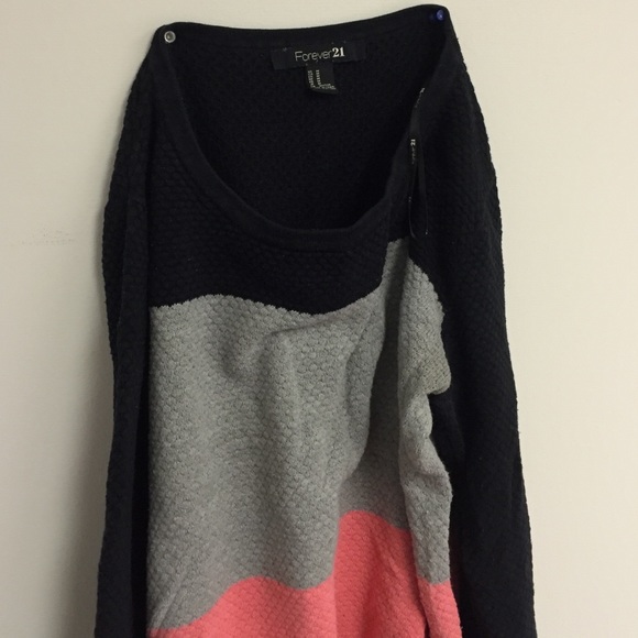 Forever21 Pullover Shirt