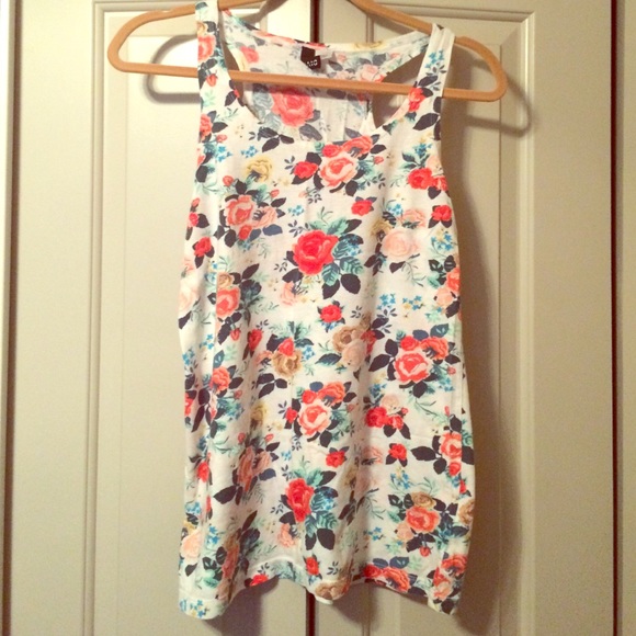 Floral tank