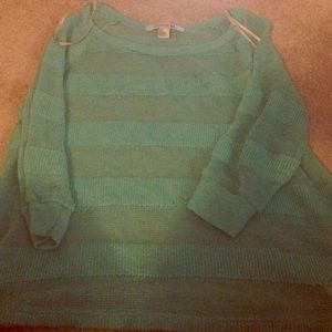Crop top sweater