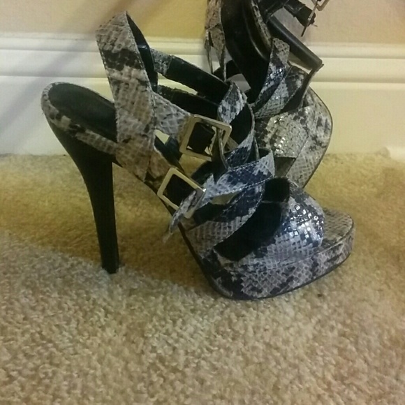Shoes - Picture 3 of 3