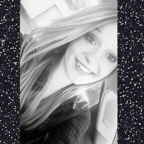 Meet your Posher, Brooklynn - Picture 1 of 1