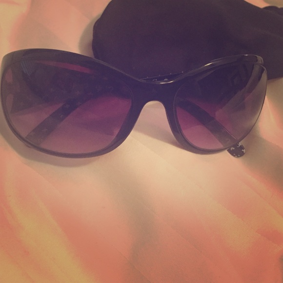 ‼️ Summer Sale ‼️guess sunglasses