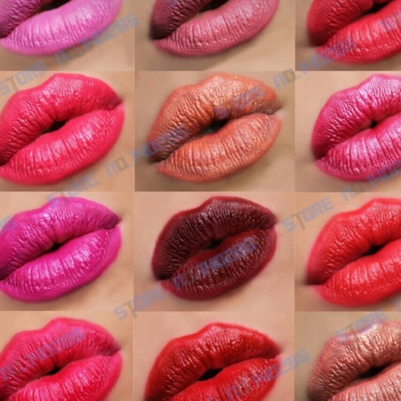 Waterproof Color stay 2n1 Lippies