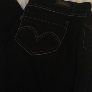 Black skinny Levi's