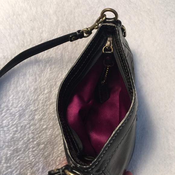 🚨Make An Offer🚨 COACH Mini Purse - Picture 2 of 4