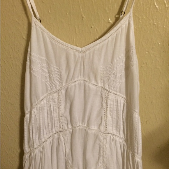 SOLD White Billabong maxi dress - Picture 3 of 4
