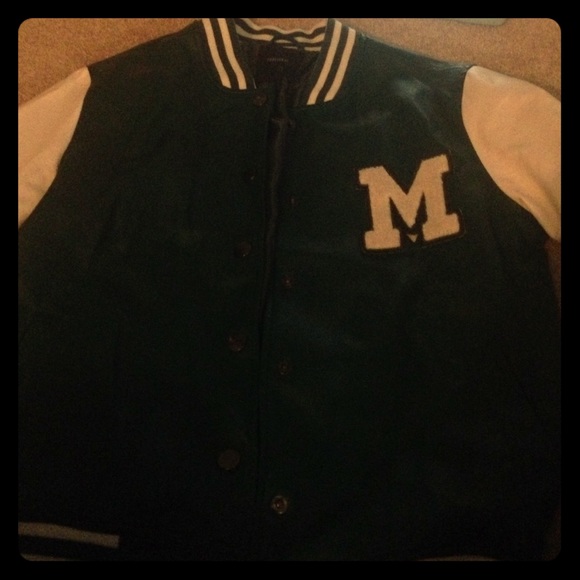 Varsity jacket - Picture 1 of 1