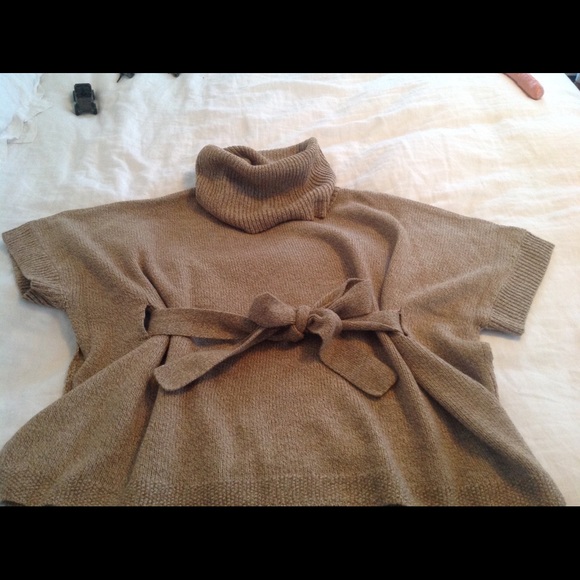 H&M poncho