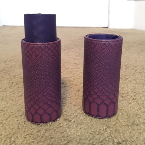 Make-up Brush carrier!