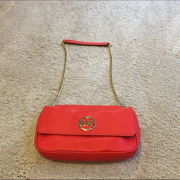 Micheal kor cross body