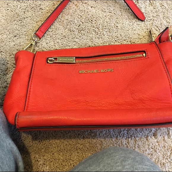 Trade - Picture 2 of 3