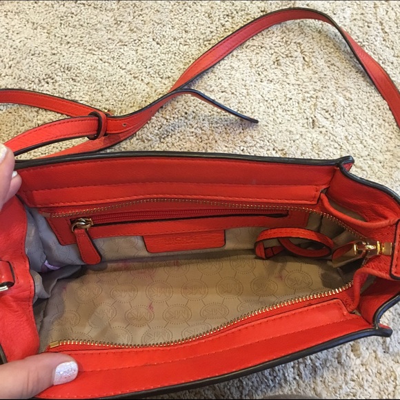 Trade - Picture 3 of 3