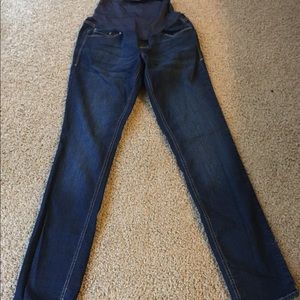 Maternity skinny jeans