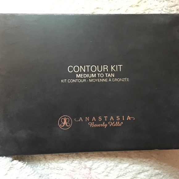 Anastasia Beverly Hills-Contour Kit