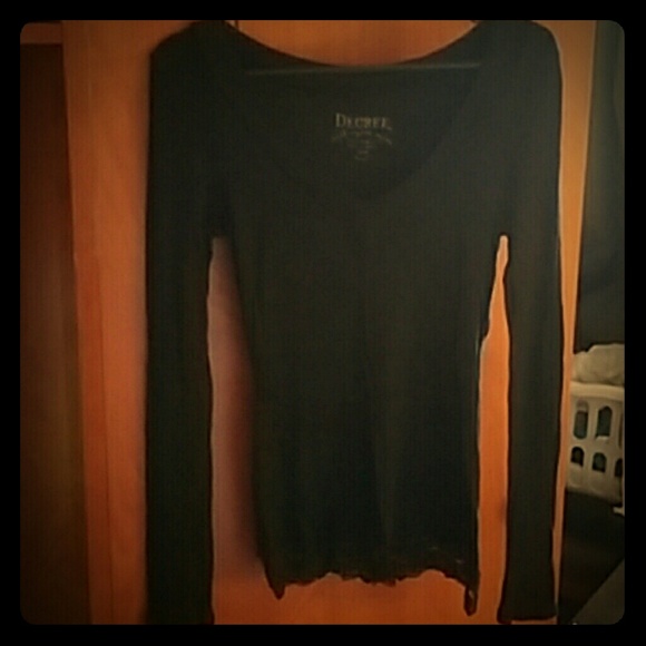 Black fitted long sleeve