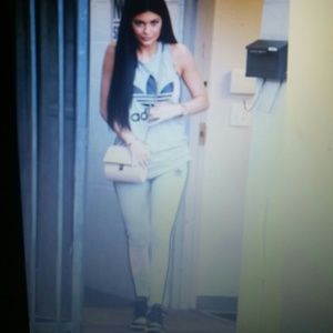 ASO Kylie Jenner adidas rose leggings SOLD OUT!!!
