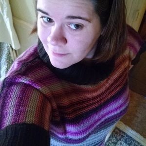 Meet your Posher, Crystal