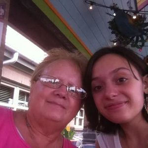 Meet your Posher, Joy