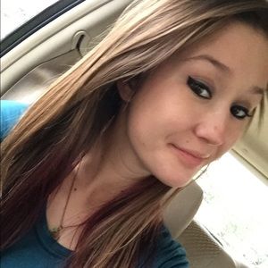 Meet your Posher, Ashlyn