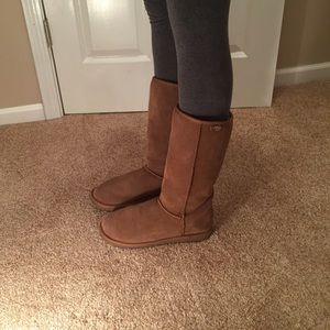 Size 10 Emu Wool boots