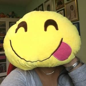 Meet your Posher, Happy