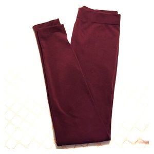 Maroon leggings