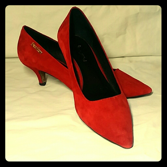 Red Lambskin Leather & Gold "fashion" Label Pump