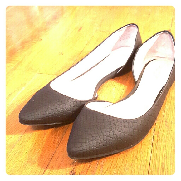 Aldo Black Flats