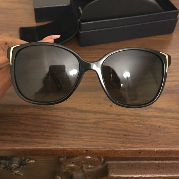Prada shades with case and box - Picture 2 of 4