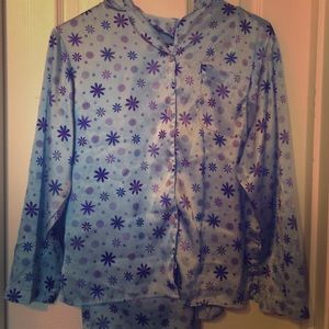 Long sleeve pajamas nice  pattern  with snow flake