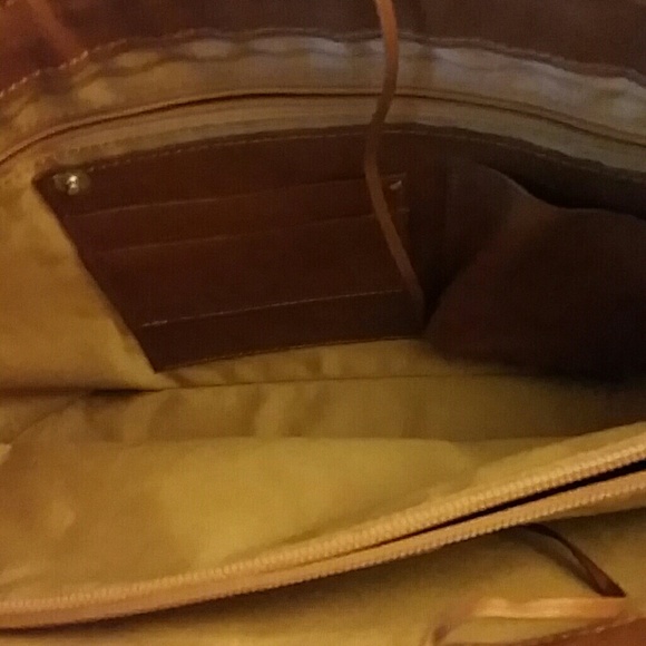 Handbag - Picture 3 of 4