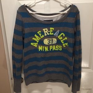 M American Eagle sweater