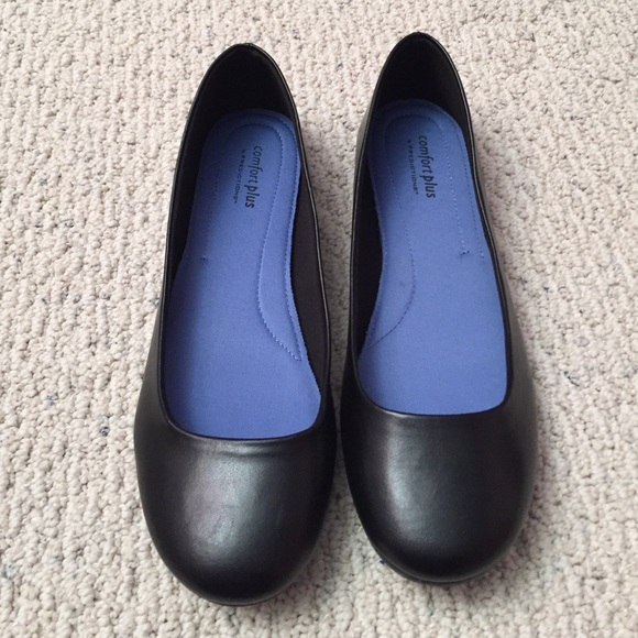 predictions shoes flats predictions black flats from s closet on poshmark predictions shoes flats predictions black flats from s closet on poshmark