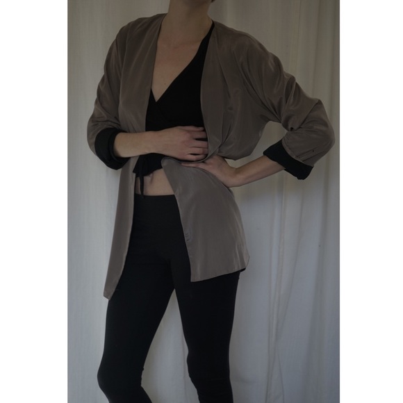 Reversible silk jacket - Picture 2 of 4