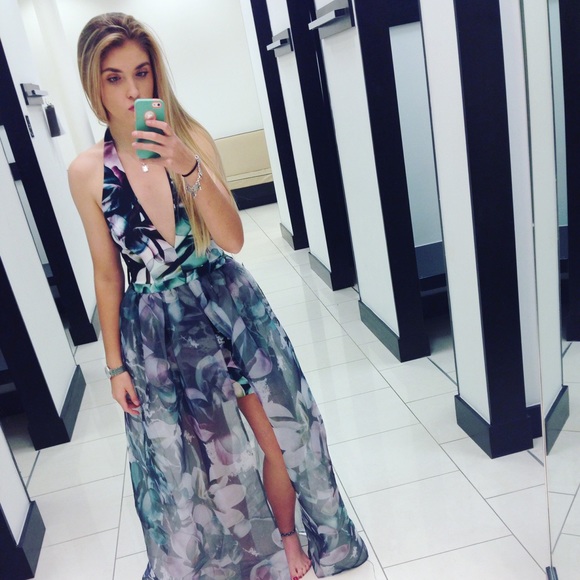 Meet your Posher, Madison - Picture 1 of 1