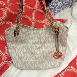 Michael Kors purse