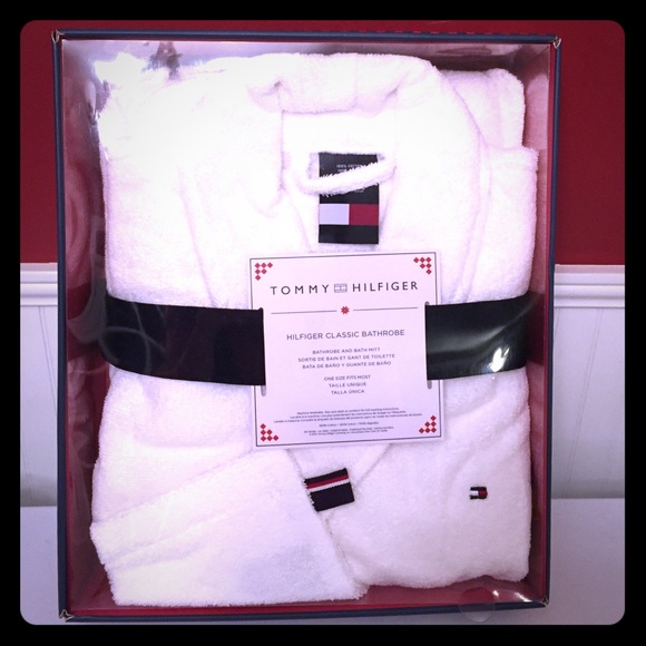 Tommy Hilfiger bath set