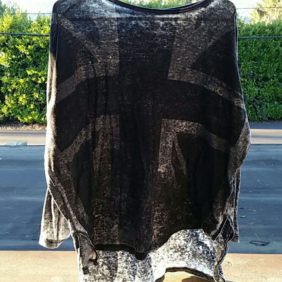 Go Couture crew neck