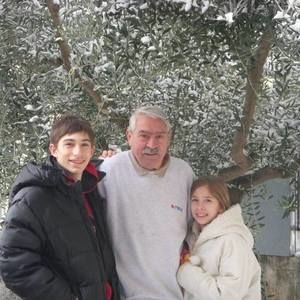 Meet your Posher, Cassandra