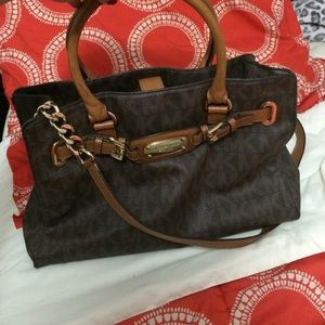 Michael Kors Shoulder Bag 100% Authentic