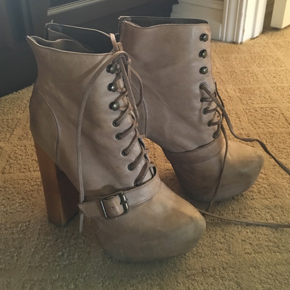 Steve Madden heels