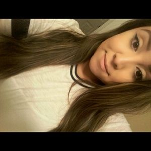 Meet your Posher, Dominique