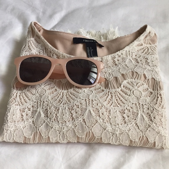 Lace crop top