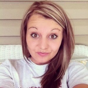 Meet your Posher, Caitlyn