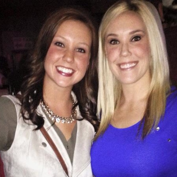 Meet your Posher, Chelsey - Picture 1 of 1