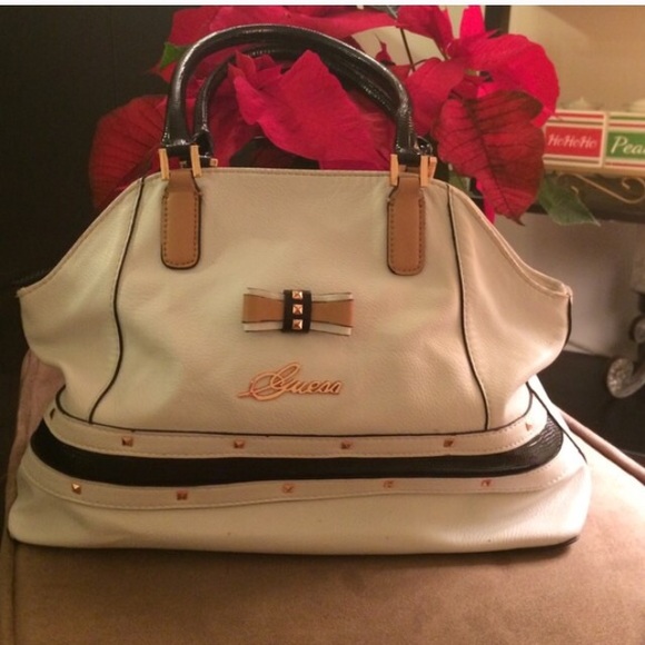 Guess White Black and Gold Leather handbag